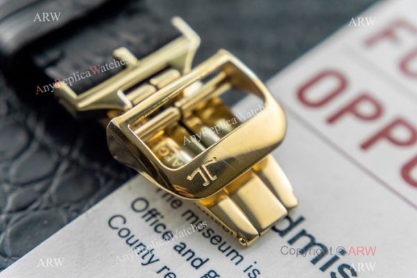 Swiss Copy Jaeger-LeCoultre Master Ultra Thin Moon 39 mm Watch Gold Case Swiss Copy Jaeger-LeCoultre Master Ultra Thin Moon 39 mm Watch Gold Case