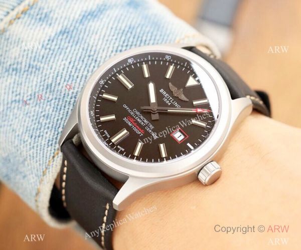 2019 Replica Breitling Avenger Men Watch SS Blue Dial Blue Leather strap 2019 Replica Breitling Avenger Men Watch SS Blue Dial Blue Leather strap