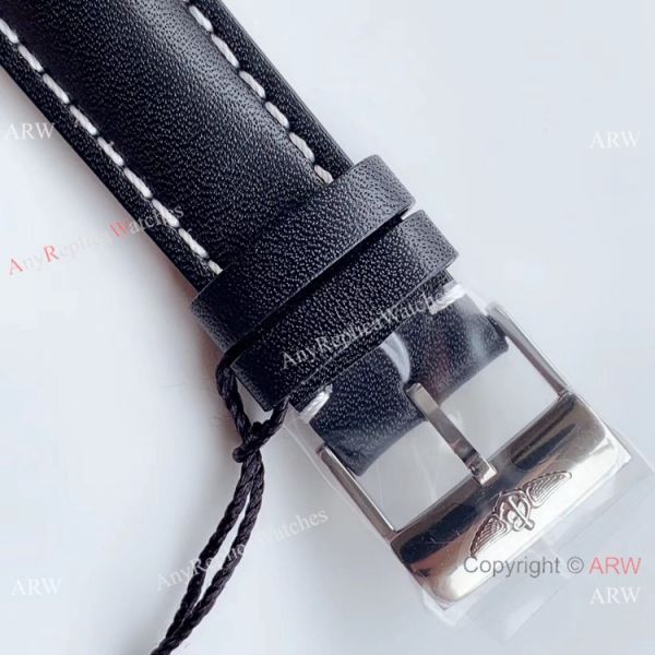 (GF) Swiss Grade Copy Breitling Avenger II GMT Watch White Dial Black Leather Band (GF) Swiss Grade Copy Breitling Avenger II GMT Watch White Dial Black Leather Band