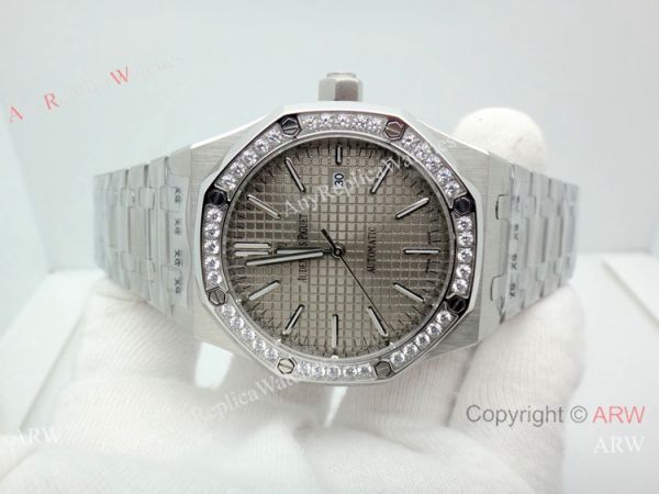 Best Copy Audemars Piguet Royal Oak 44mm Watch Stainless Steel Diamond bezel Best Copy Audemars Piguet Royal Oak 44mm Watch Stainless Steel Diamond bezel