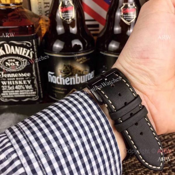 Breitling Avenger All Black Automatic Watch New Replica Breitling Avenger All Black Automatic Watch New Replica