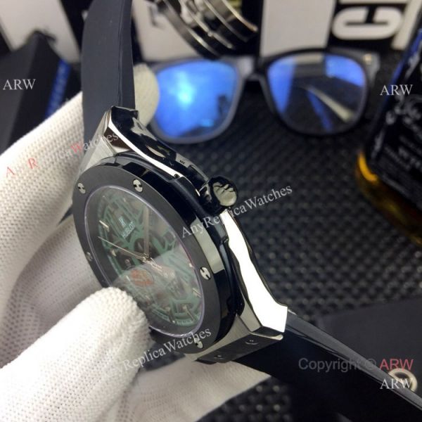 Replica Hublot Classic Fusion 43mm watches Black Bezel Rubber Strap Replica Hublot Classic Fusion 43mm watches Black Bezel Rubber Strap