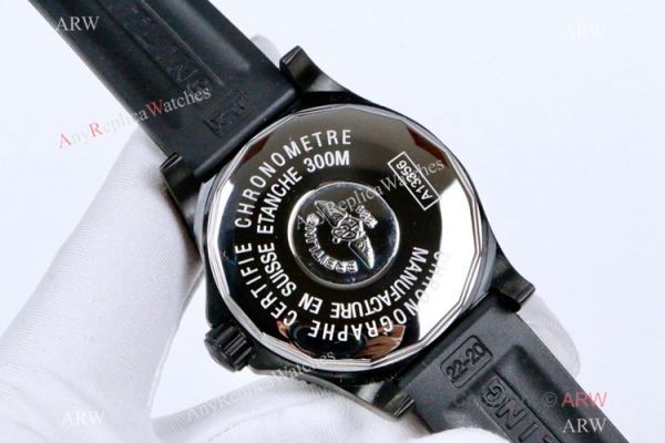 New Fake Breitling Superocean II Blacksteel Rubber Strap Watches New Fake Breitling Superocean II Blacksteel Rubber Strap Watches