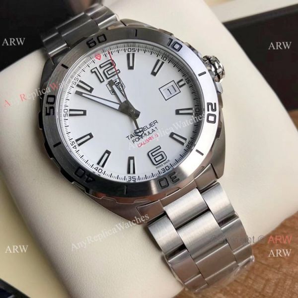 Swiss Replica Tag Heuer Formula 1 CALIBRE 5 White Dial Bracelet 2019 New Swiss Replica Tag Heuer Formula 1 CALIBRE 5 White Dial Bracelet 2019 New