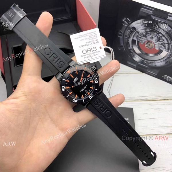 Swiss Fake Oris Aquis Automatic Watch Black Case Sapphire glass Swiss Fake Oris Aquis Automatic Watch Black Case Sapphire glass