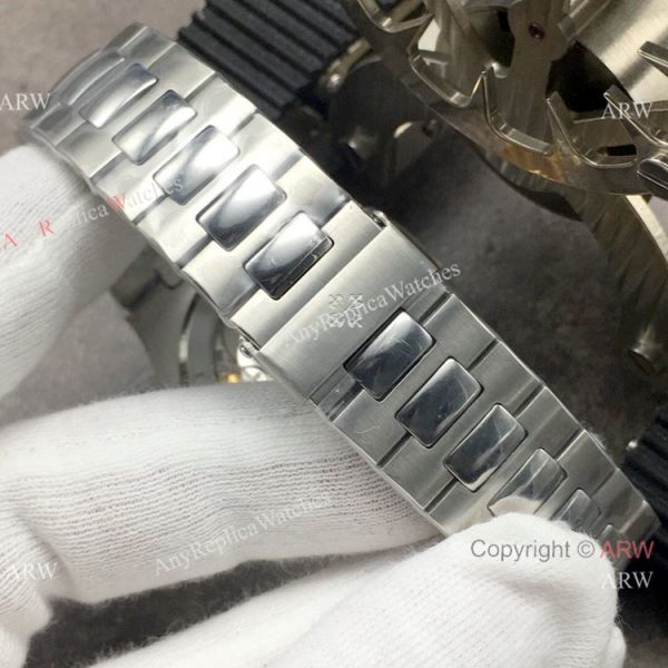 Swiss Replica Patek Philippe Nautilus Green Dial Watch GB Factory Swiss Replica Patek Philippe Nautilus Green Dial Watch GB Factory