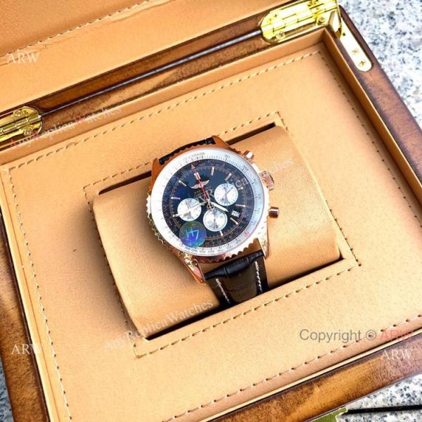 High Quality Breitling Navitimer 01 46mm Watch Rose Gold Case High Quality Breitling Navitimer 01 46mm Watch Rose Gold Case