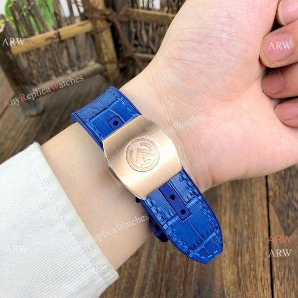 Fake Franck Muller Yachting Chronograph Men Watch Rose Gold and Blue Fake Franck Muller Yachting Chronograph Men Watch Rose Gold and Blue