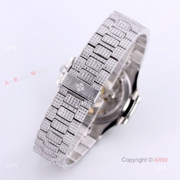 Patek Philippe Bust Down Nautilus 5719 Replica Watches 40mm Patek Philippe Bust Down Nautilus 5719 Replica Watches 40mm