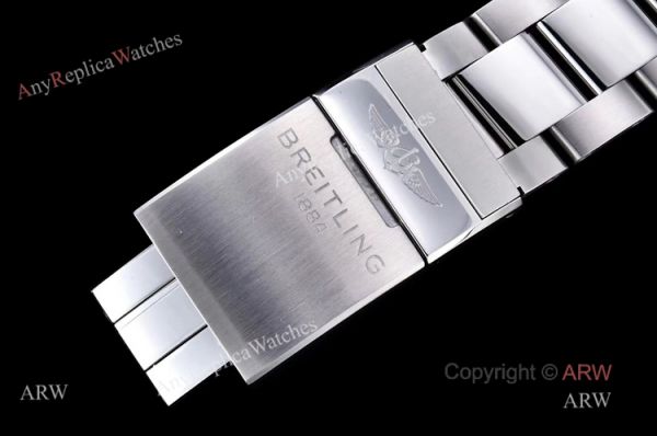 (GF) High Quality Replica Breitling Avenger 43mm Black Dial Stainless Steel Asia 2824 Watch (GF) High Quality Replica Breitling Avenger 43mm Black Dial Stainless Steel Asia 2824 Watch