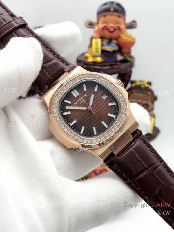 Patek Philippe Nautilus Replica Watch Diamond Bezel Rose Gold Patek Philippe Nautilus Replica Watch Diamond Bezel Rose Gold