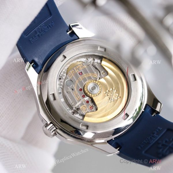 Swiss Knockoff Patek Philippe Aquanaut 324 S C Watch Blue Gradient Dial Rubber Strap Swiss Knockoff Patek Philippe Aquanaut 324 S C Watch Blue Gradient Dial Rubber Strap