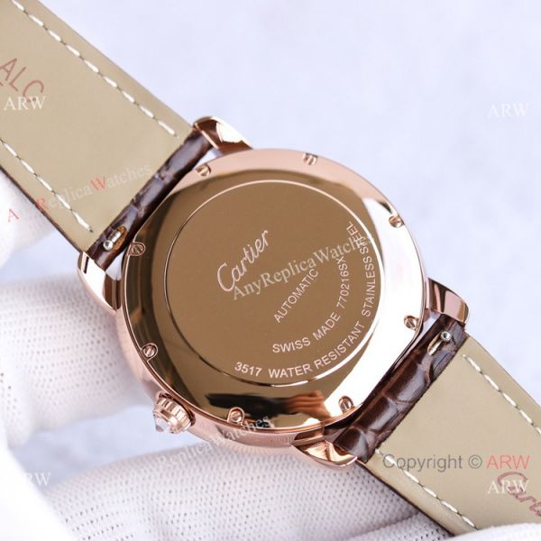 TW Swiss Relica Cartier Ronde Solo de Cartier Iced Out Watch Full Diamond Dial Roman Markers TW Swiss Relica Cartier Ronde Solo de Cartier Iced Out Watch Full Diamond Dial Roman Markers