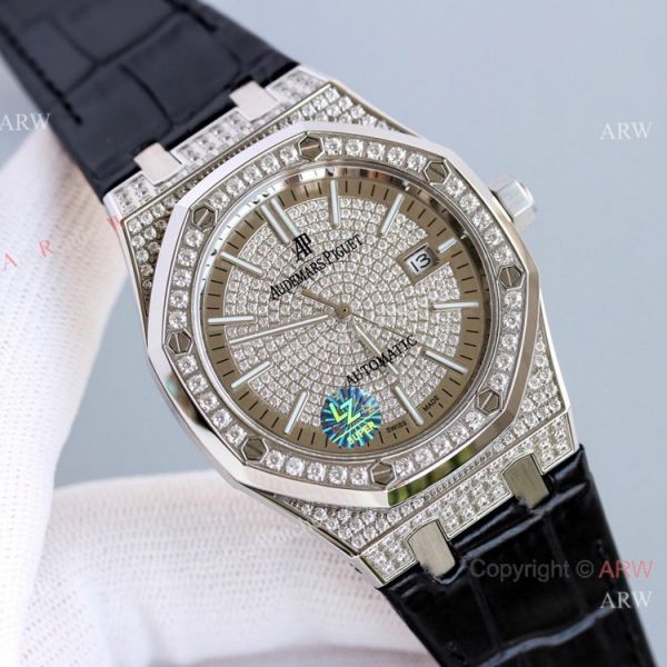Diamond Audemars Piguet Royal Oak 15400 Watch With Black Leather Strap Best Replica Diamond Audemars Piguet Royal Oak 15400 Watch With Black Leather Strap Best Replica