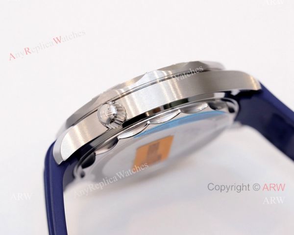 New Omega Seamaster Diver 300m Beijing 2022 Special Edition Swiss Replica Watch Omega Blue Wave Dial New Omega Seamaster Diver 300m Beijing 2022 Special Edition Swiss Replica Watch Omega Blue Wave Dial