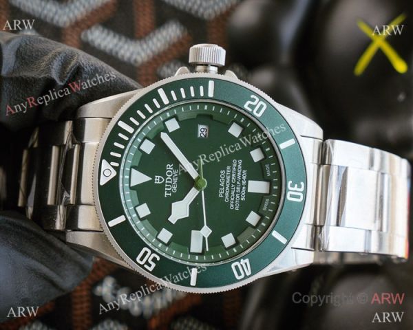 Clone Tudor Pelagos Green Dial Stainless Steel Men Watches 42mm Clone Tudor Pelagos Green Dial Stainless Steel Men Watches 42mm