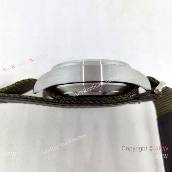 New Copy IWC Pilots 43mm Green Nylon Strap Watch Automatic New Copy IWC Pilots 43mm Green Nylon Strap Watch Automatic