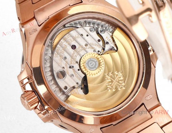 Swiss Cal.324 SC Patek Philippe Nautilus Watches Diamond Bezel Green Dial for Women Swiss Cal.324 SC Patek Philippe Nautilus Watches Diamond Bezel Green Dial for Women