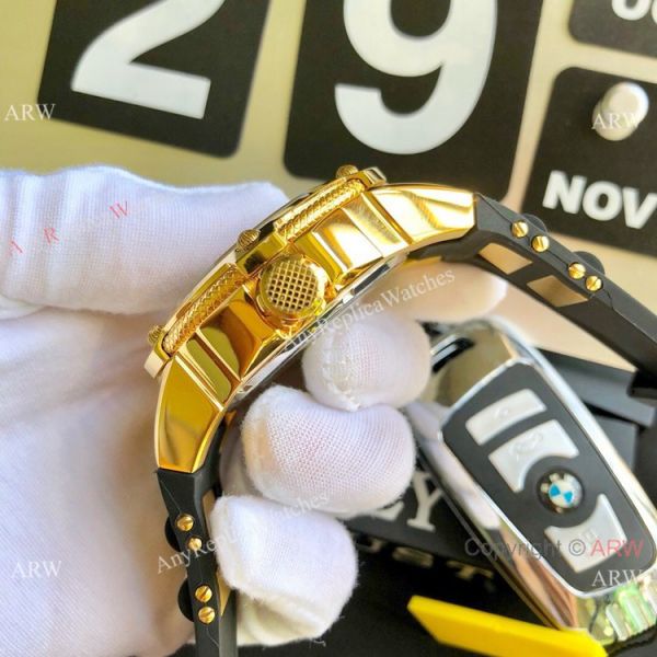 Best Replica Invicta Dragon Stainless Steel Rubber Strap Watch Best Replica Invicta Dragon Stainless Steel Rubber Strap Watch