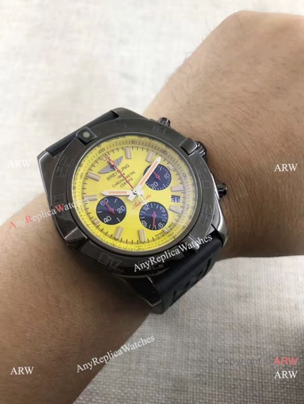 Breitling B01 Chronograph Watch Yellow Face Black Rubber band Breitling B01 Chronograph Watch Yellow Face Black Rubber band