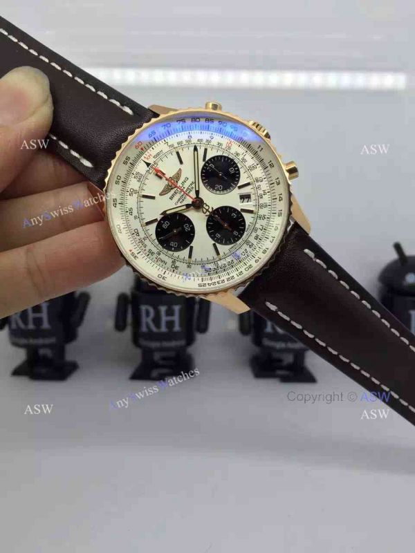 Swiss Copy Breitling 1884 Chronometre Navitimer Watch Rose Gold Case White Dial Swiss Copy Breitling 1884 Chronometre Navitimer Watch Rose Gold Case White Dial