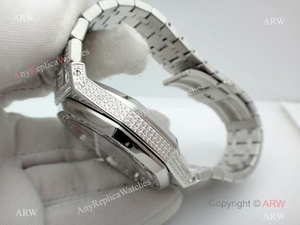 2019 Replica Audemars Piguet Ice Royal Oak Automatic Watch 41mm 2019 Replica Audemars Piguet Ice Royal Oak Automatic Watch 41mm