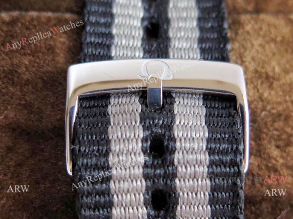 (OM)Swiss Omega Seamaster Diver 300m Nylon Band watch Omega 8800 Movement (OM)Swiss Omega Seamaster Diver 300m Nylon Band watch Omega 8800 Movement