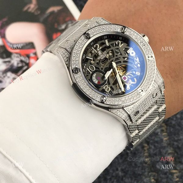New replica Hublot Classic Fusion Rose Gold Diamond Watch Black Face New replica Hublot Classic Fusion Rose Gold Diamond Watch Black Face