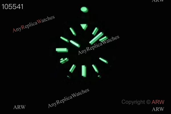 Replica Breitling Avenger II GMT 2836 SS Black Dial Watch GF Factory Replica Breitling Avenger II GMT 2836 SS Black Dial Watch GF Factory