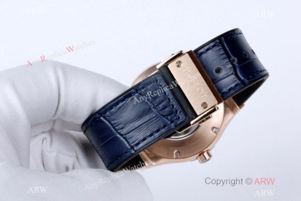 2019 Copy Hublot Classic Fusion Rose Gold Iced Out Watch 2019 Copy Hublot Classic Fusion Rose Gold Iced Out Watch
