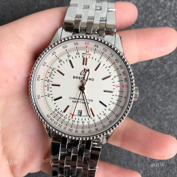 New Breitling Navitimer B01 White Dial Replica Watches 41mm New Breitling Navitimer B01 White Dial Replica Watches 41mm