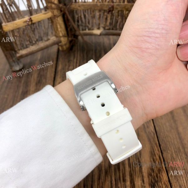 Luxury Replica Richard Mille Diamond Skull RM52-01 Watches Black Rubber Strap Luxury Replica Richard Mille Diamond Skull RM52-01 Watches Black Rubber Strap