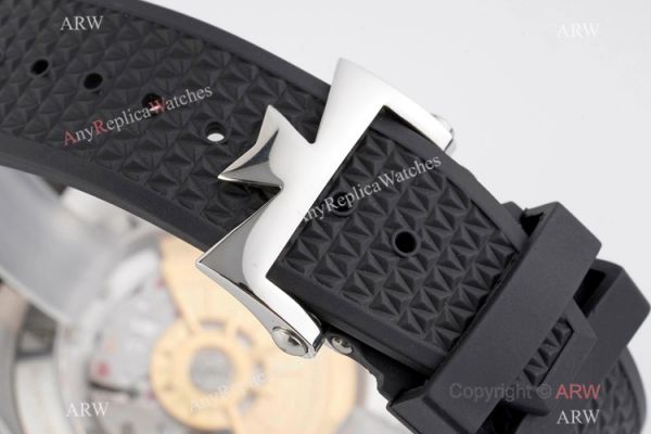 Swiss Replica Vacheron Constantin Overseas Chronograph 5500V White Dial Watch Swiss Replica Vacheron Constantin Overseas Chronograph 5500V White Dial Watch
