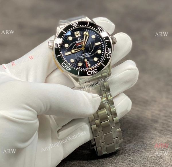 VSF Best Edition Replica Omega Diver 300m James Bond Limited Edition Watch 42mm VSF Best Edition Replica Omega Diver 300m James Bond Limited Edition Watch 42mm