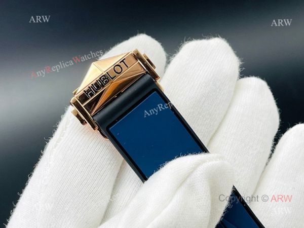 Replica Hublot Big Bang Watch Hublot Sang Bleu 45mm Rose Gold Blue Rubber Straps Replica Hublot Big Bang Watch Hublot Sang Bleu 45mm Rose Gold Blue Rubber Straps