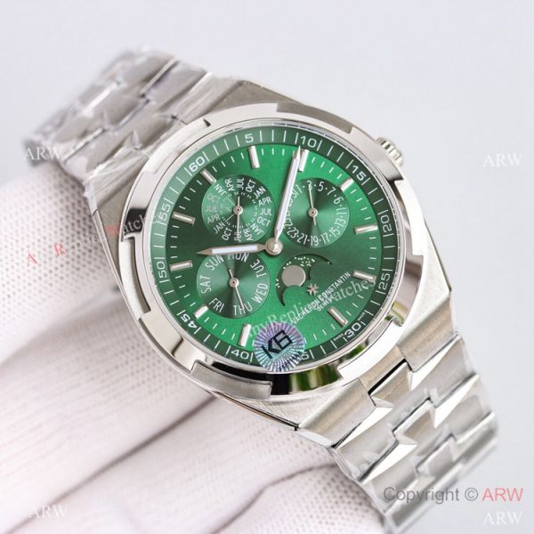 Swiss Vacheron Constantin Overseas 4300v Perpetual Calendar Watch Olive Green Dial 41.5mm Swiss Vacheron Constantin Overseas 4300v Perpetual Calendar Watch Olive Green Dial 41.5mm