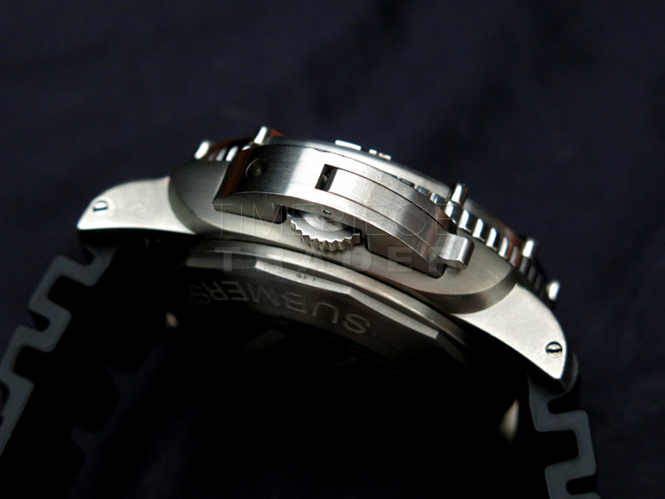 Panerai Special Editions 2004 PAM194 Titanium Automatic Panerai Special Editions 2004 PAM194 Titanium Automatic