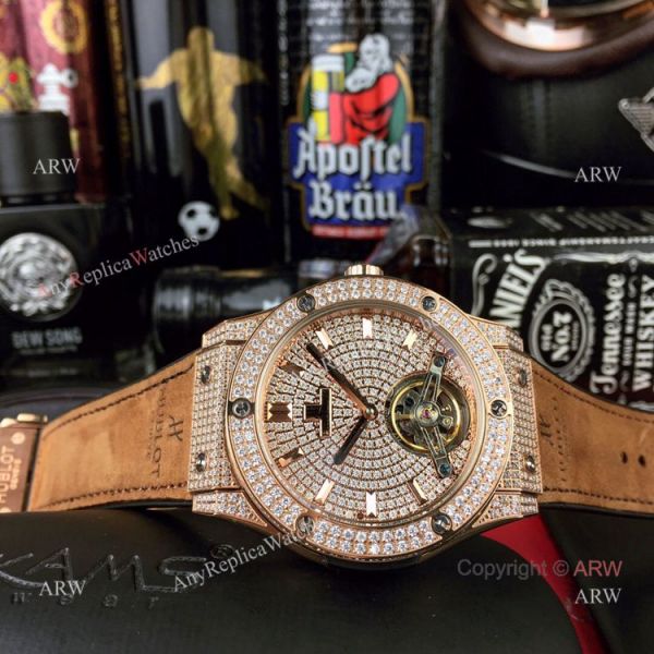 Iced Out Hublot Classic Fusion Watch Replica Rose Gold Gray Gummy Strap Iced Out Hublot Classic Fusion Watch Replica Rose Gold Gray Gummy Strap